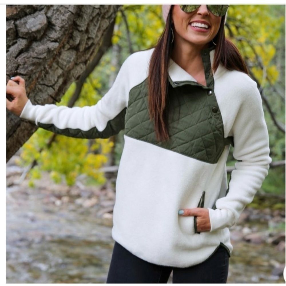 Abercrombie & Fitch Asymmetrical Snap Fleece Sweatshirt GREY & White Size Small